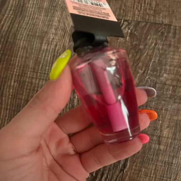 Bath & Body Works Wallflowers Refill - Pink Champagne Toast - Picture 2 of 3